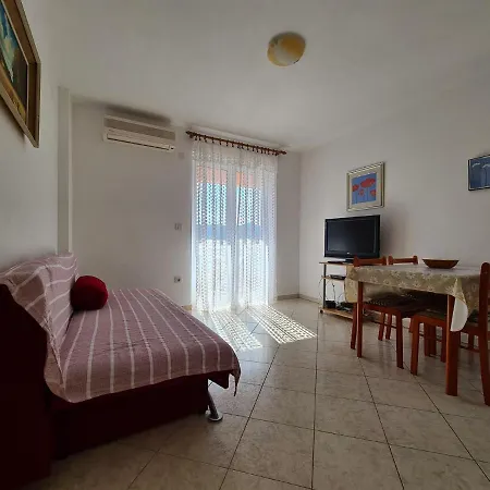 Daiana 1267 Apartment