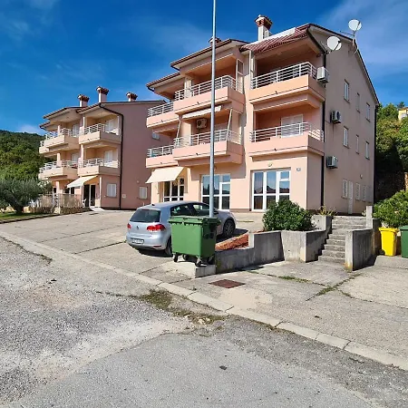 Daiana 1267 Apartment *
