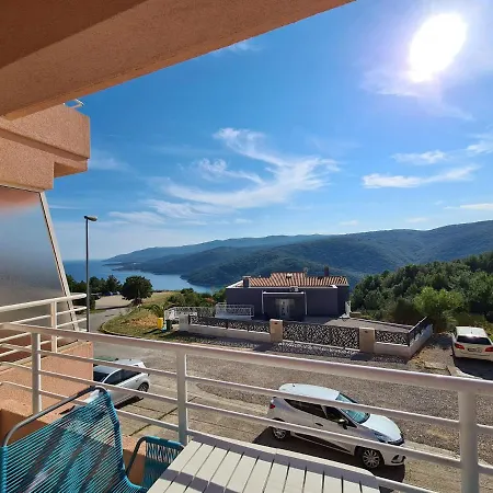 Daiana 1267 Apartment *